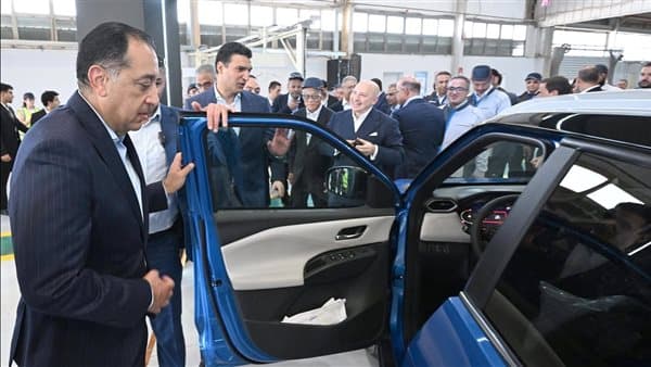 الحلم أصبح واقعًا وتحول من فكرة إلى خط إنتاج.. مصر تطلق ثالث طراز محلي من «نيسان» وتواصل توطين صناعة السيارات